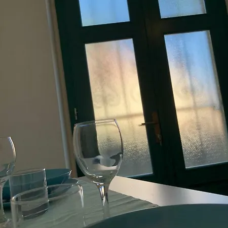 Pia Volosko, Appartement